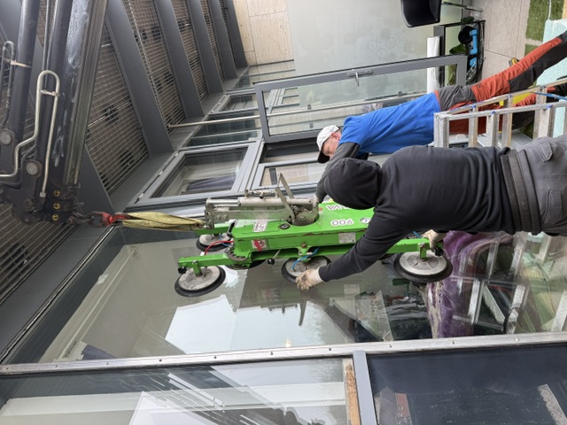 About Shepherd's Bush Glazing